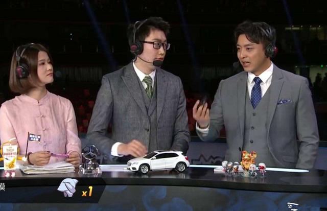 LOL明星大乱斗来了，李佳航“抱到大腿”，水晶哥与焕峰正面刚