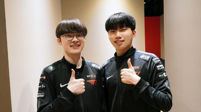 LOL全明星落幕，T1粉丝爆破官博提一要求，T1哭了真做不到