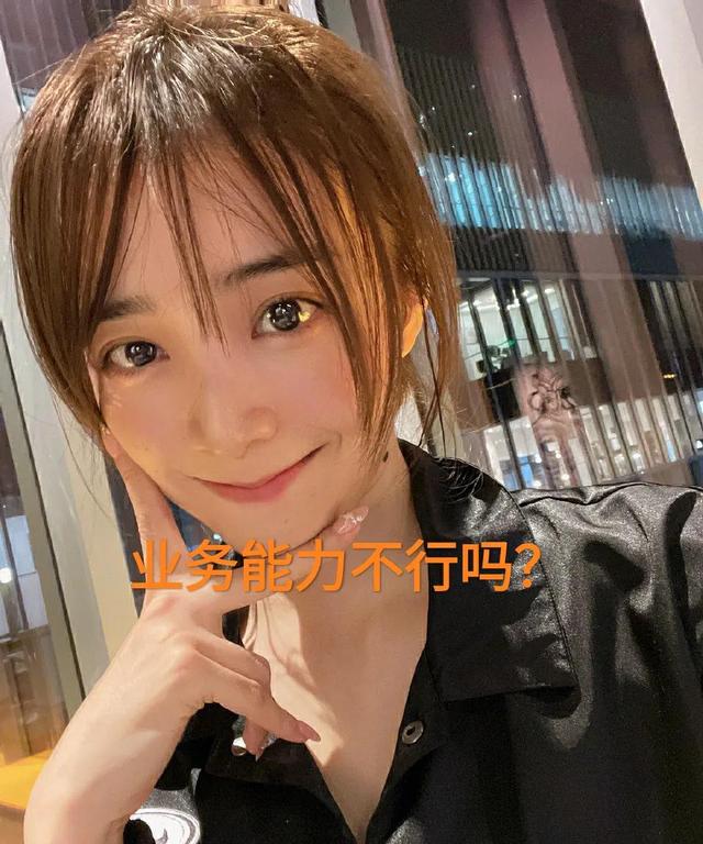 LOL余霜首次被质疑，“中英采访断断续续，状态还不如希然”