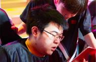 曾与韦神齐名的LOL选手，退役后却无法开播？健康问题影响太大