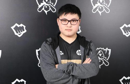LOL：下个版本AD又要削了？卡莎和烬全部超标，玩家：太累了