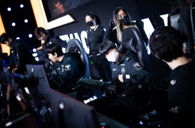 LOL：EDG银河战舰首秀！厂长大概率登场，OMG恐难破魔咒