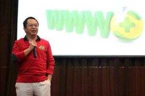 王者荣耀跨界第一人 斗鱼主播张大仙联手徐梦圆发歌