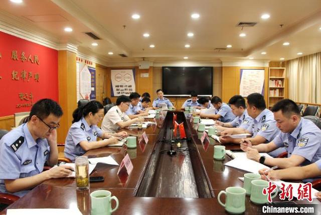 浙江警方破获“王者荣耀”外挂案 赴11省抓获犯罪嫌疑人