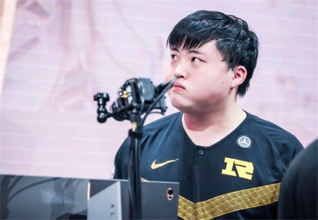 乌兹直言自己没精气神：有演员的LOL不能叫职业，希望联盟严查