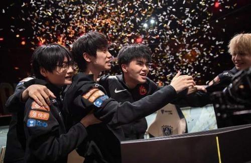 外媒发布LOL战队排名 卫冕世界冠军DK战队位居榜首