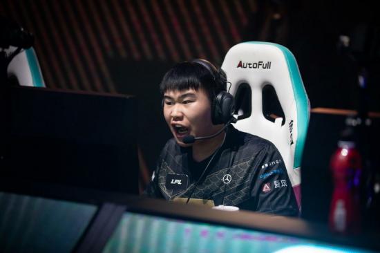 LOL:凤栖江城待君至，剑指武汉皇族归，LPL春季总决赛前瞻