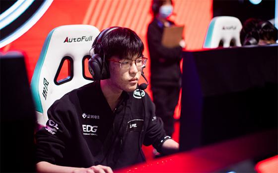 LOL：韩网热议RNG淘汰EDG，Viper去LPL也逃脱不了无冠“诅咒”