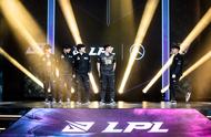 LOL-LPL：喜迎“金色的雨”！RNG 3-1击败FPX夺得春季总冠军