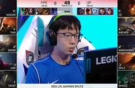 LOL-LPL：Lwx伊泽瑞尔天秀大招千里狙杀水泉瑞兹，FPX 2-1击败UP