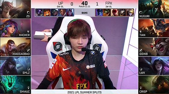 LOL-LPL：Lwx伊泽瑞尔天秀大招千里狙杀水泉瑞兹，FPX 2-1击败UP