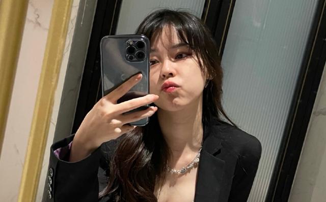 鹿晗自称LOL老玩家，却被沫子调侃是青铜，真实段位曝光后，笑了