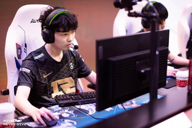 RNG耻辱连败，LOL“战力榜”再次洗牌，LNG进TOP3，DK荣光不再