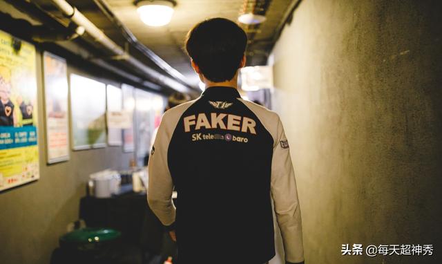 率T1迎战NS小花生，Faker表明决心，LOL第一人依旧自信