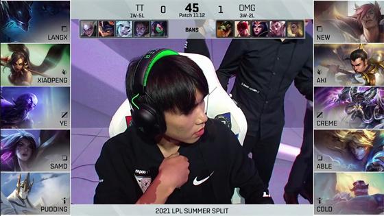 LOL-LPL：Able伊泽瑞尔龙坑战神完美收割，OMG 2-0战胜TT