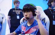 LOL-LPL：AimingEZ闪现跳脸单杀韦鲁斯，BLG2-0送给V5七连败