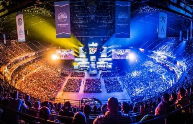 LOL韩媒评全世界中单选手TOP5，Knight成国产牌面，记得点评真实