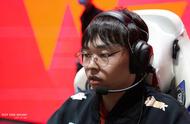LOL-LPL：Breathe阿卡丽来去自如潇洒收割，WE冲阵体系2-0击败LGD