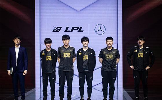 LOL：外媒发布全球LOL战队排行榜：FPX排名第一，RNG升至第三