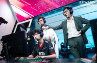 LOL-LPL：Jiejie首发完美节奏带动全局，EDG连下两局2-0横扫V5