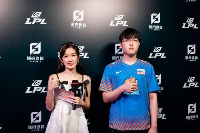 LOL外媒评选20岁以下最佳阵容，LPL赛区bin入围，S10 FMVP引争议