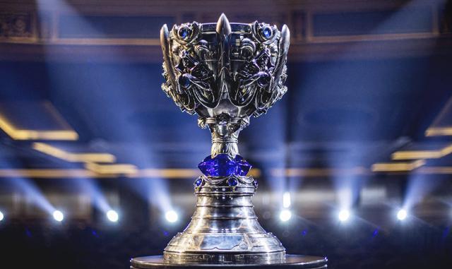 LOL统计至今连胜纪录，FPX代替RNG登顶LPL，PSG整赛季一场不败