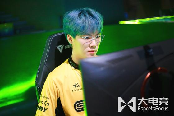 LOL：各赛区未中断的最长连胜纪录：FPX豪取八连胜领跑LPL